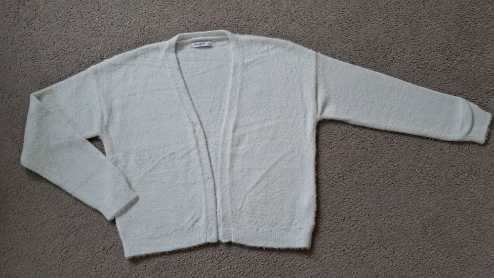 Milutki sweterek Reserved 152