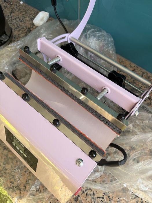 Prensa para estampagem de copos e canecas