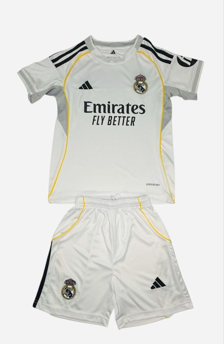 Футбольна форма дитяча «Real Madrid» Реал Мадрид сезон 2026. Основна форма. Преміум якість! Вишиті логотипи! Футболка + шорти!