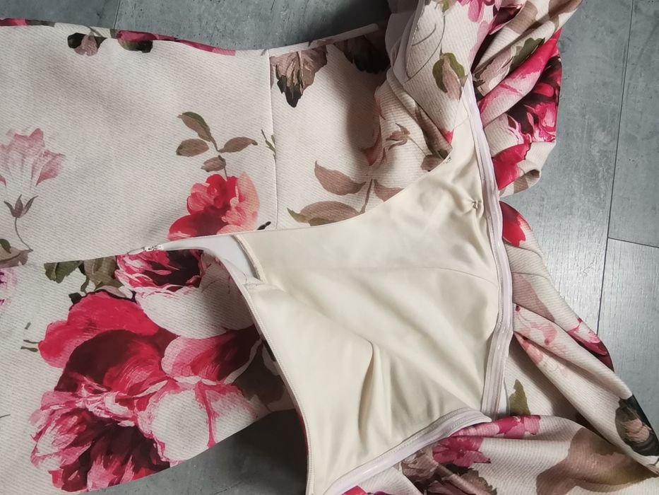 Asos sukienka w kwiaty