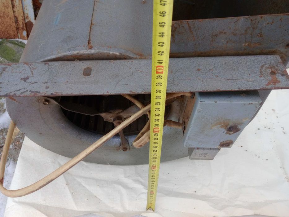 Вытяжка Улитка СССР 220в 350ват 1200 оборотов.