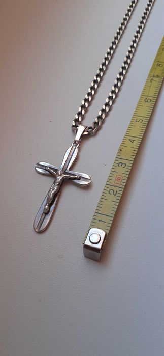 Łańcuszek dł. 51 cm z krzyżykiem srebro 925.