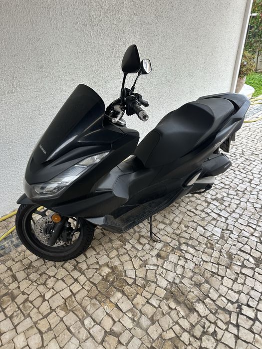 Honda PCX como nova