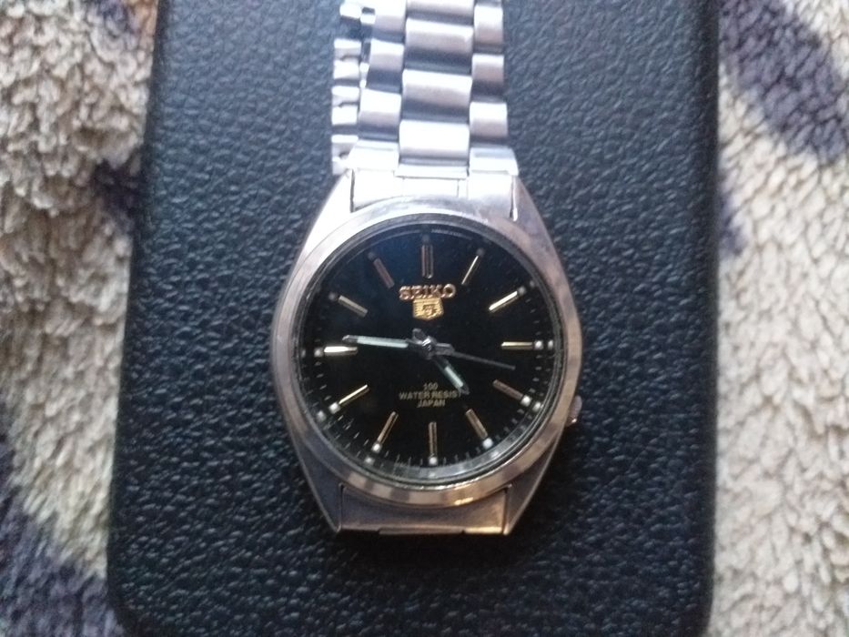 Часи кварцеві  Seiko
