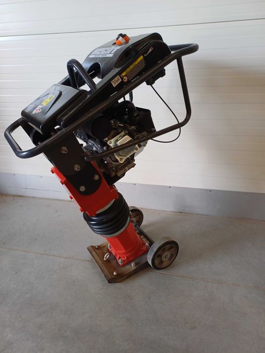 zagęszczarka, skoczek