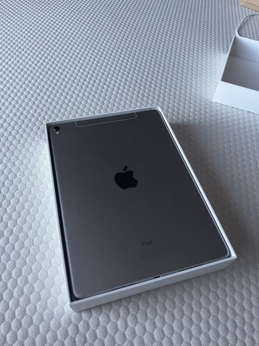 ipad PRO 9.7” wifi + LTE stan bdb 32GB model MLTA2LL/A