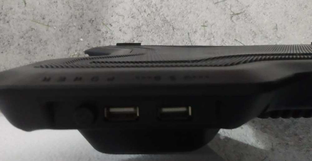 Base com ventoinha anti aquecimento para portatil com USB
