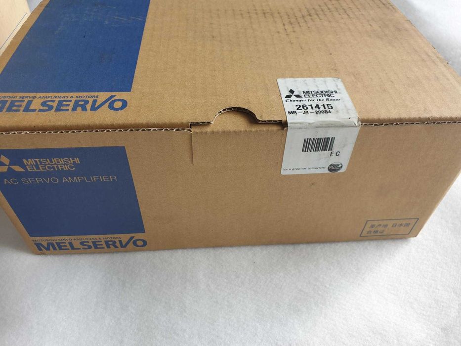 Servomotor Mitsubishi HG-JR2034 + MR-J4-200B4