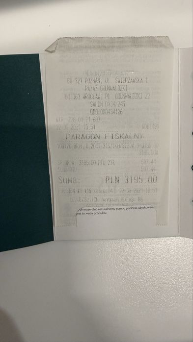 Pierścionek zaręczynowy