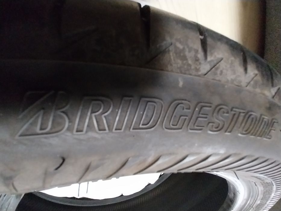 225/50RF18 BRIDGESTON лето.