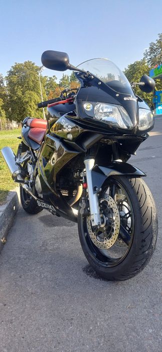Suzuki SV650S на повному бойовому !!!