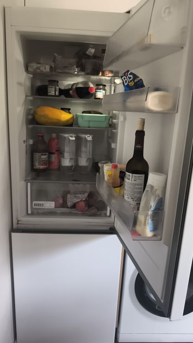 Vendo frigorífico Ariston hotpoint H8 A1E