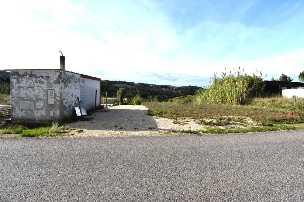 Terreno com viabilidade construção