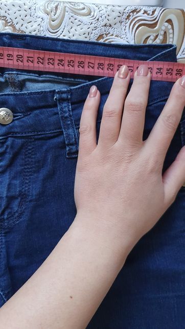 Продам джинсы