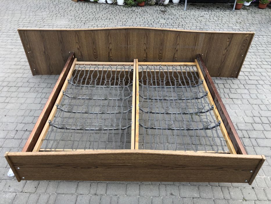 Диван, Ліжко, тумби приліжкові, спальня