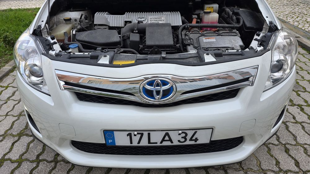 TOYOTA Auris 1.8 HÍBRIDO  2010 caixa automática