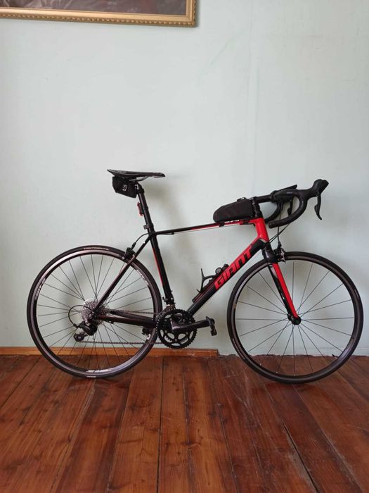 Sprzedam szosę typu endurance Giant Defy 3