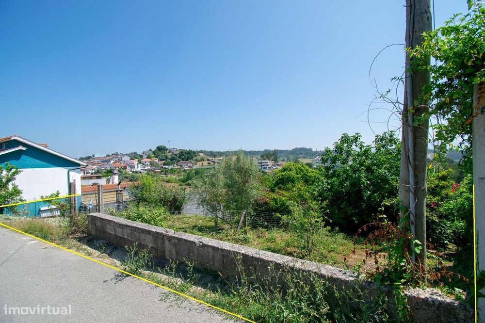 Excelente Terreno em Antuzede, Coimbra com 2255m²