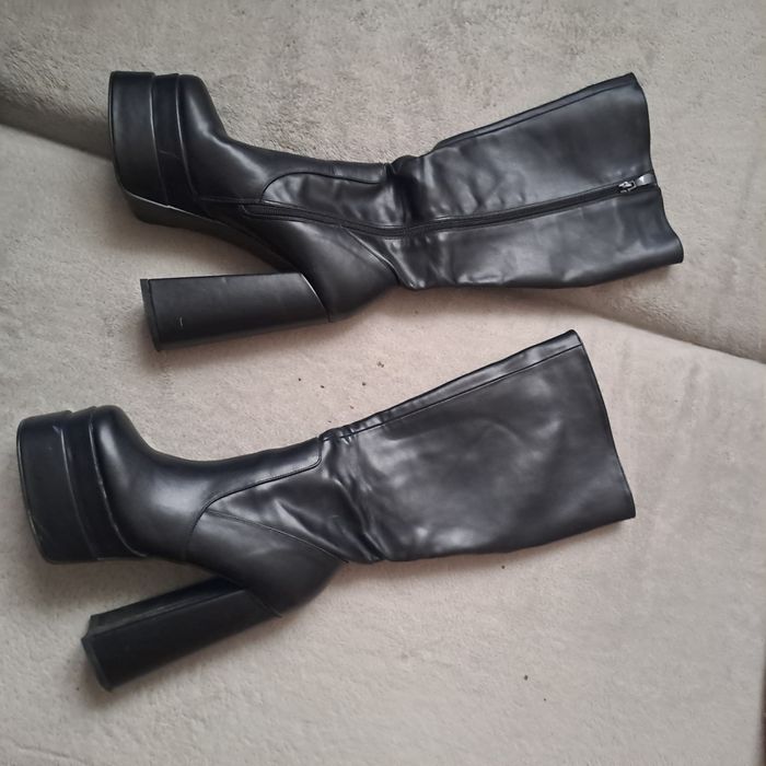 Kozaki botki na platformie