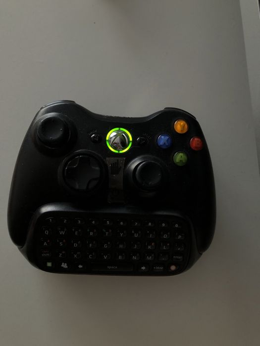 Bezprzewodowy pad z klawiatura xbox 360