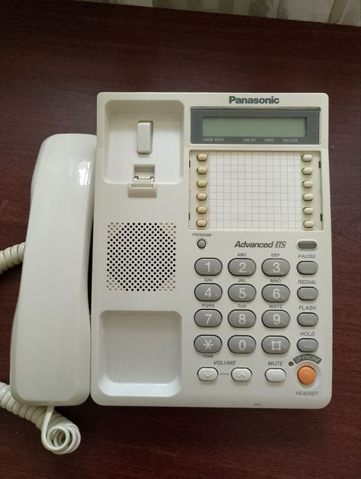 Продам телефон Panasonic.