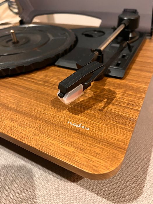 Gira-Discos com Bluetooth