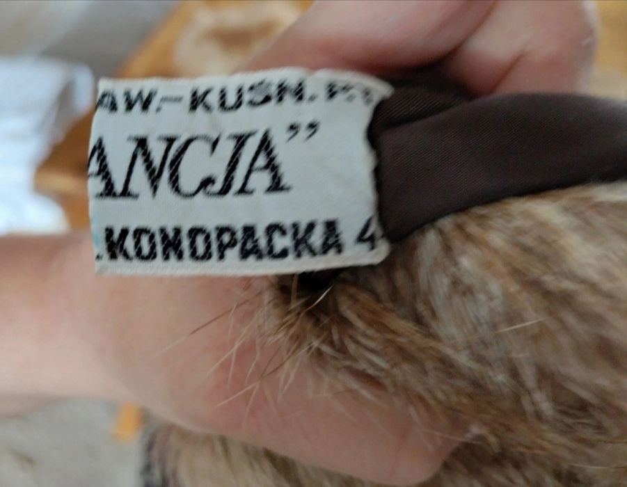 Czapka damska futro naturalne. Stan idealny