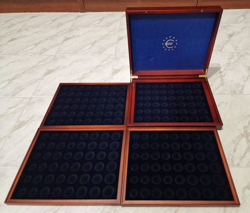 Caixa de madeira.  Nova !