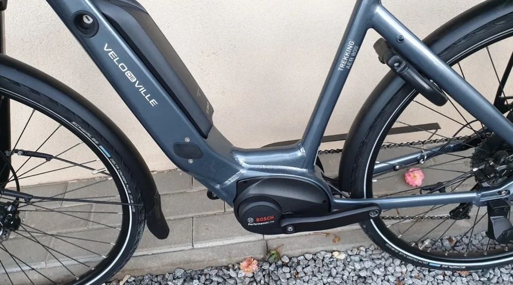Rower velo de ville aeb 800 bosch