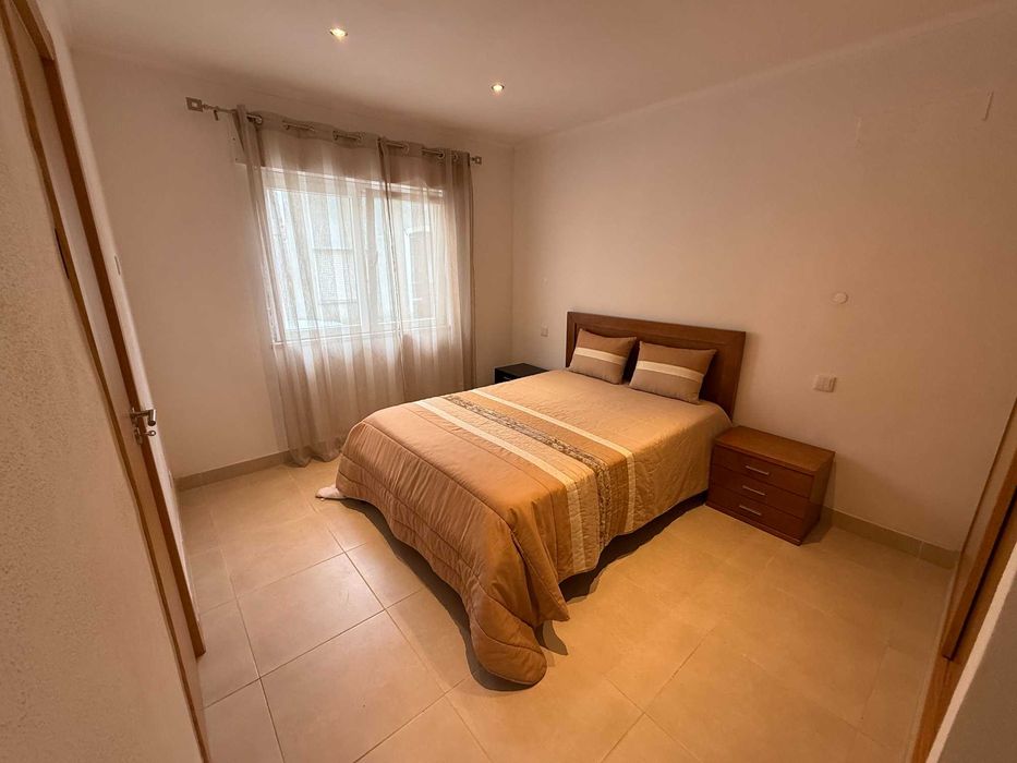 Apartamento T3| Andar de Moradia| amplo, totalmente mobilado e equipado_ ANUAL