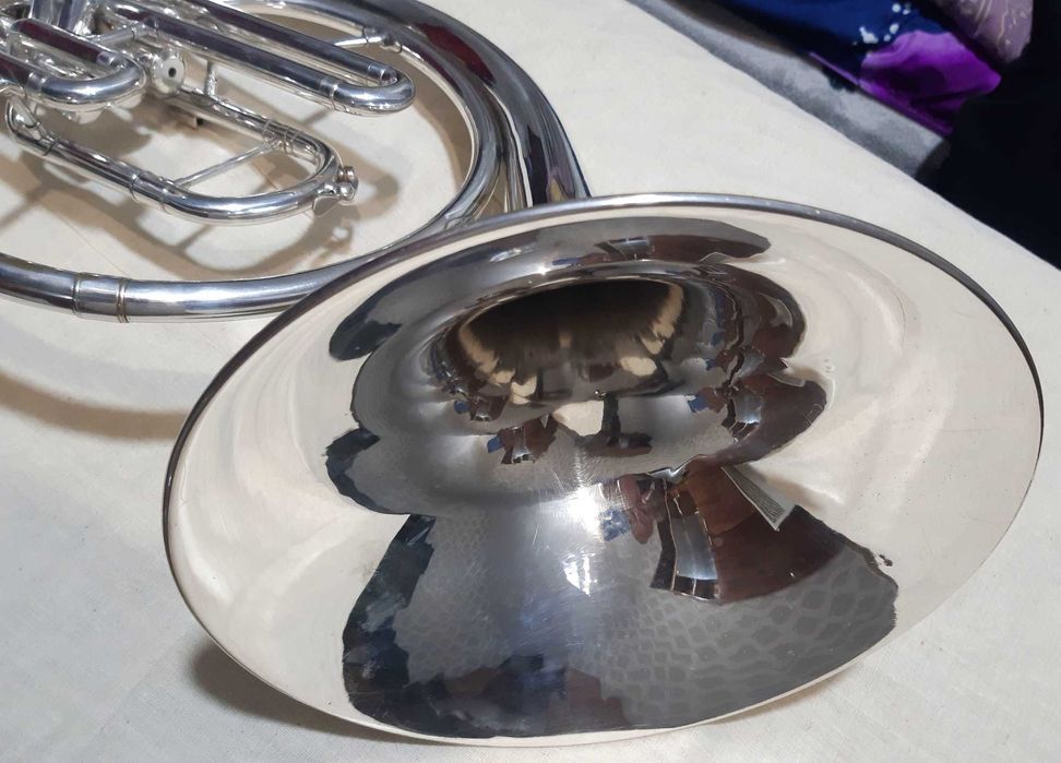 Валторна Antoine Courtois помпова in Es