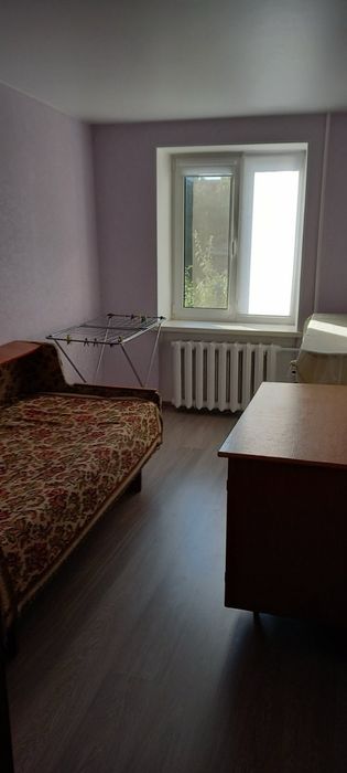 Кімната біля ТРЦ (Київ)