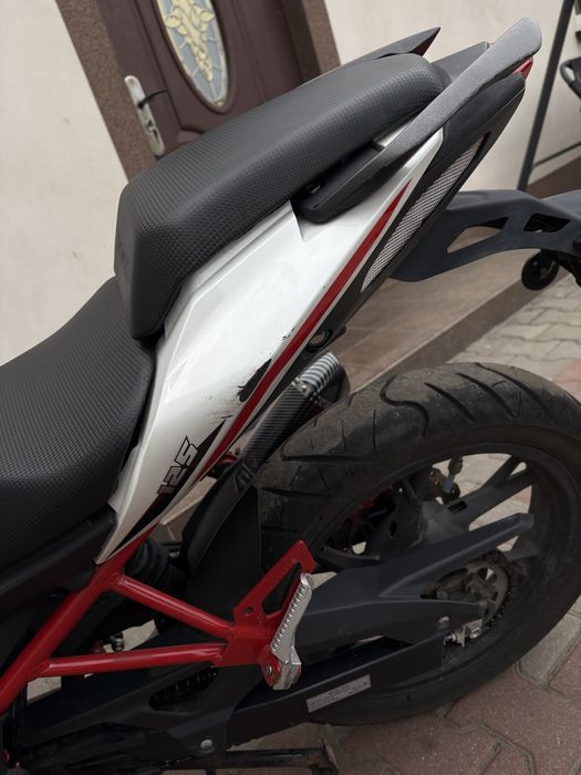Benelli bn125 2018r