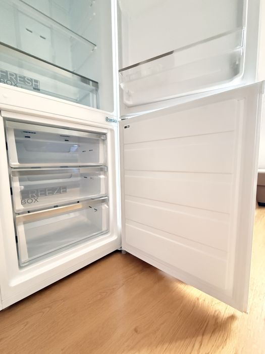 Frigorifico Midea
