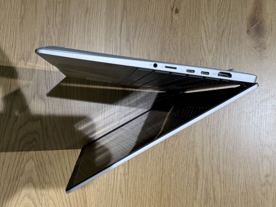 ноутбук ASUS Vivobook S 15 OLED S5507QA-MA049W