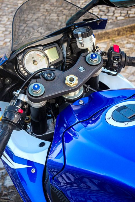 Suzuki GSXR 750 k8