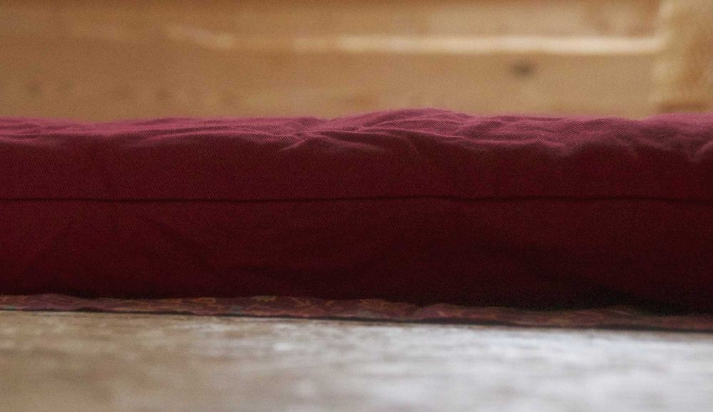 Mata do masażu tajskiego lub shiatsu z torbą transportową