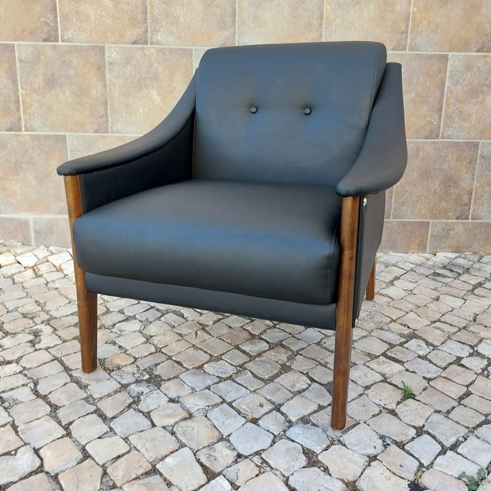 Vintage italian Gio Ponti armchair