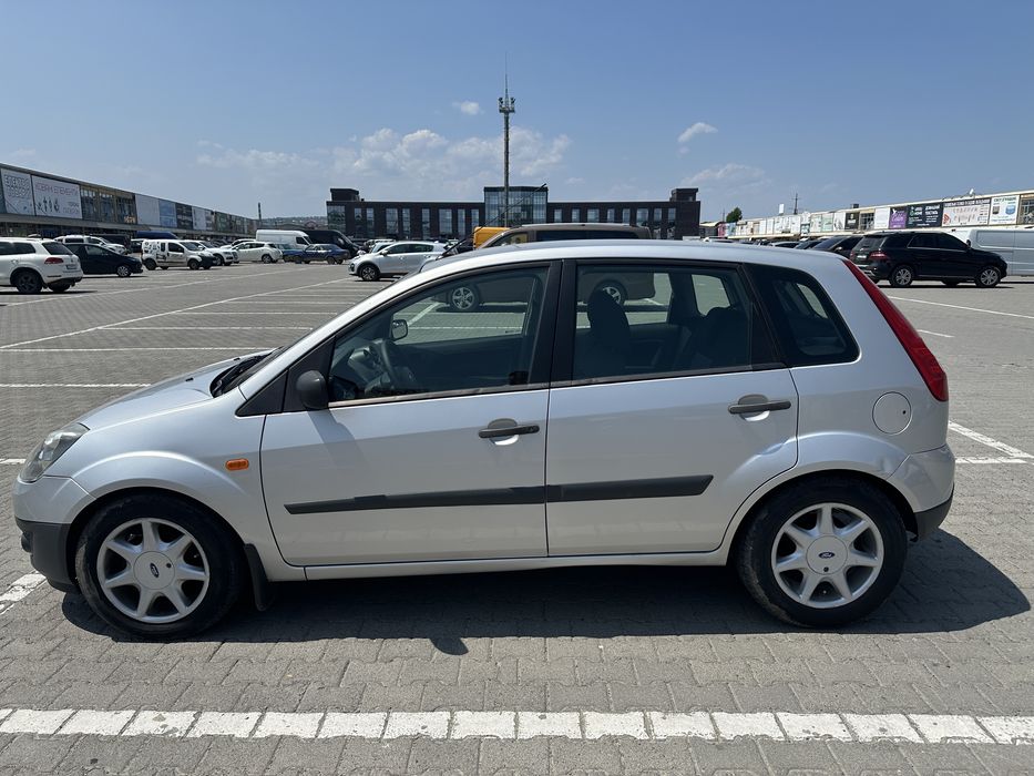 Форд фіеста 2008