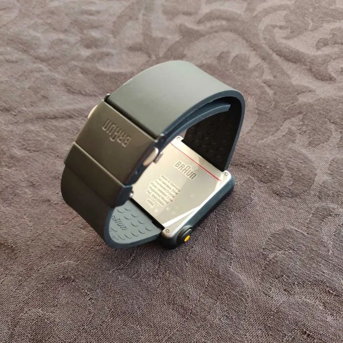 Zegarek Braun Prestige Digital BN0106BKBTG, nagroda Red Dot 2012