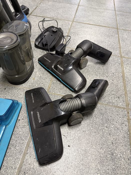Odkurzacz pionowy Philips AquaPro