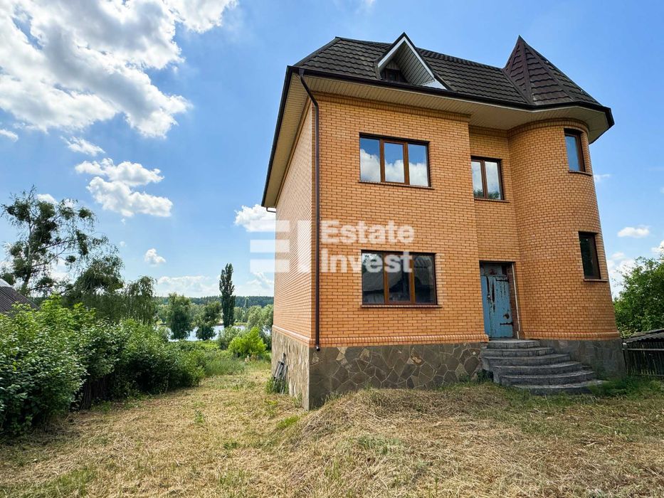 Продаються 2 будинки за ціною одного, с. Литвинівка, 35 км від Києва