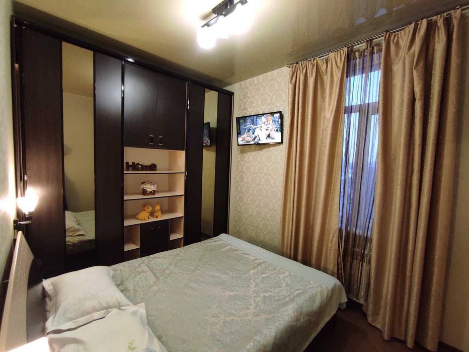 посуточно квартира подобово Апартаменты Левада метро Гагарина Автовокз