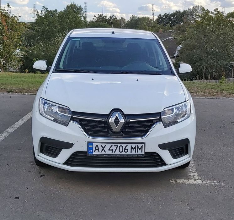 Оренда Renault Logan