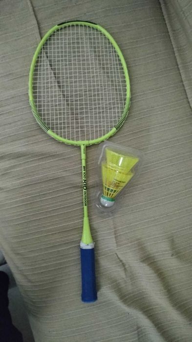 2 Raquetes badminton + 2 penas