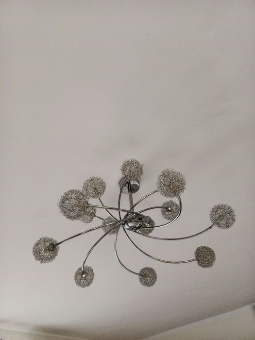 Sprzedam zestaw żyrandolo do salonu kuchni i lampa podlogowa