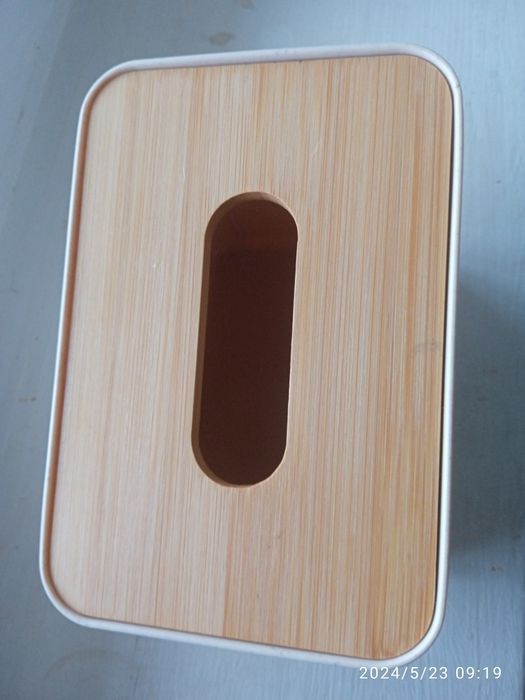 Все для кухні  салфетница скатерть очень красивая