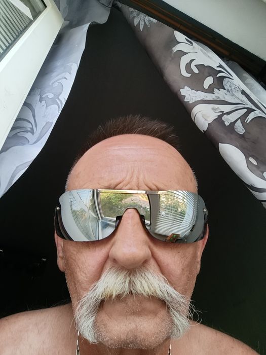 Очки солнцезащитные/ поясная сумка/бейсболки