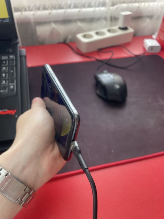 Продам айфон 10 (X) 256 gb