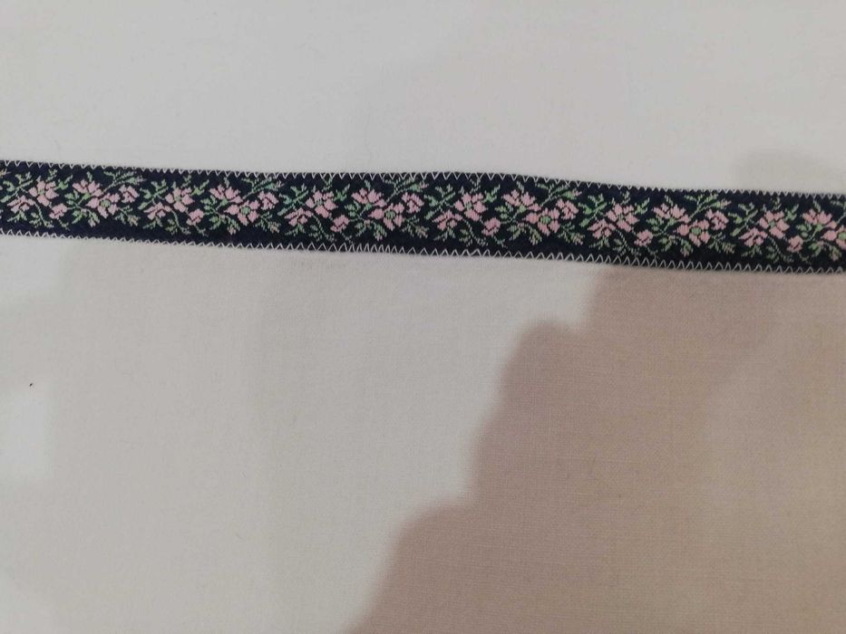 lençol de solteiro branco com detalhes 100% algodao